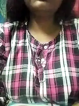 Snapshot of Nancy-22 chatting on 01/15/25, 09:35 Nancy-22 online show from 01/15/25, 09:35