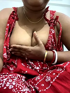 Snapshot of Nancy-22 chatting on 11/15/25, 11:29 Nancy-22 online show from 11/15/25, 11:29