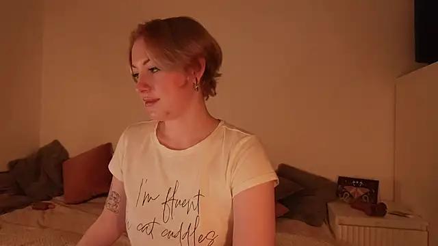 kris69kiss online show from 02/01/25, 10:13