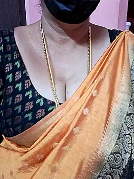 Snapshot of ananya956 chatting on 09/26/25, 09:24 ananya956 online show from 09/26/25, 09:24