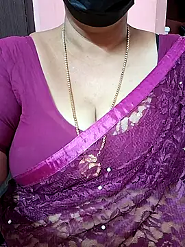 Snapshot of ananya956 chatting on 10/07/25, 07:11 ananya956 online show from 10/07/25, 07:11