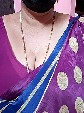 Snapshot of ananya956 chatting on 10/08/25, 08:06 ananya956 online show from 10/08/25, 08:06