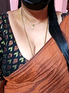 Snapshot of ananya956 chatting on 10/18/25, 03:09 ananya956 online show from 10/18/25, 03:09