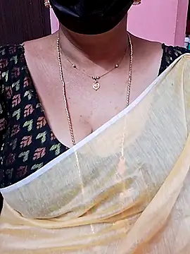 Snapshot of ananya956 chatting on 10/21/25, 05:52 ananya956 online show from 10/21/25, 05:52