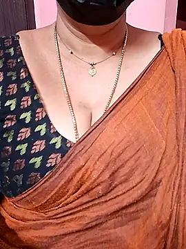 Snapshot of ananya956 chatting on 11/15/25, 10:45 ananya956 online show from 11/15/25, 10:45