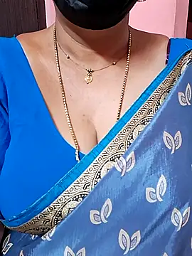 Snapshot of ananya956 chatting on 11/18/25, 10:03 ananya956 online show from 11/18/25, 10:03