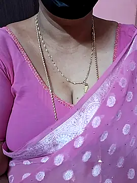 Snapshot of ananya956 chatting on 12/17/25, 04:07 ananya956 online show from 12/17/25, 04:07