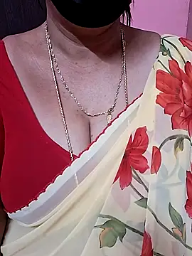 Snapshot of ananya956 chatting on 12/17/25, 04:24 ananya956 online show from 12/17/25, 04:24