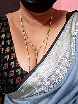 Snapshot of ananya956 chatting on 12/22/25, 03:58 ananya956 online show from 12/22/25, 03:58