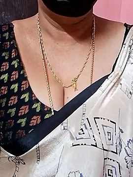 Snapshot of ananya956 chatting on 01/06/26, 03:49 ananya956 online show from 01/06/26, 03:49