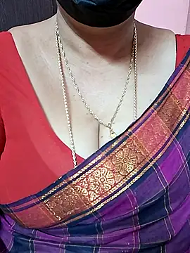 Snapshot of ananya956 chatting on 01/13/26, 11:10 ananya956 online show from 01/13/26, 11:10