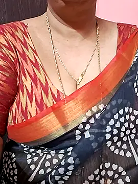 Snapshot of ananya956 chatting on 01/14/26, 12:44 ananya956 online show from 01/14/26, 12:44