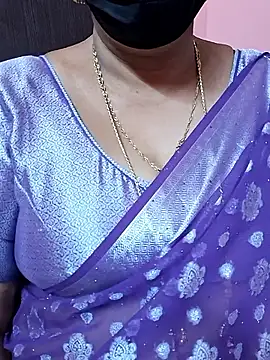 Snapshot of ananya956 chatting on 01/15/26, 02:10 ananya956 online show from 01/15/26, 02:10