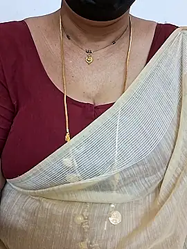 Snapshot of ananya956 chatting on 01/31/26, 11:03 ananya956 online show from 01/31/26, 11:03