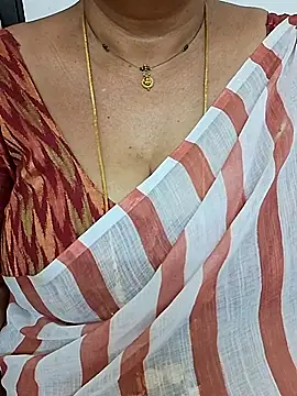 Snapshot of ananya956 chatting on 02/14/26, 04:48 ananya956 online show from 02/14/26, 04:48