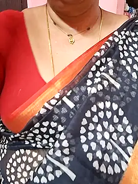 Snapshot of ananya956 chatting on 02/16/26, 03:24 ananya956 online show from 02/16/26, 03:24