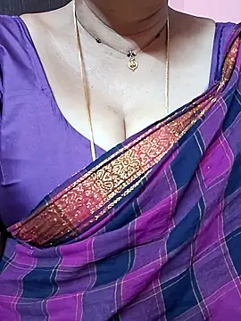 ananya956 online show from 04/05/26, 10:51