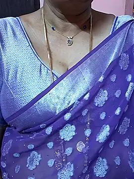 Snapshot of ananya956 chatting on 05/03/26, 06:25 ananya956 online show from 05/03/26, 06:25