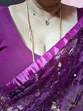 Snapshot of ananya956 chatting on 05/17/26, 12:12 ananya956 online show from 05/17/26, 12:12