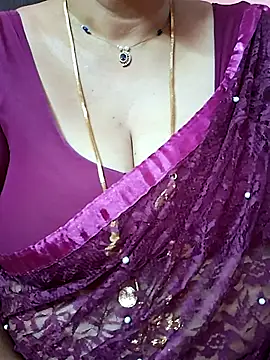 Snapshot of ananya956 chatting on 05/18/26, 01:13 ananya956 online show from 05/18/26, 01:13