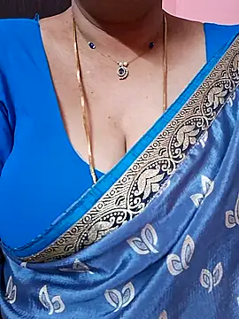 Snapshot of ananya956 chatting on 05/22/26, 05:36 ananya956 online show from 05/22/26, 05:36