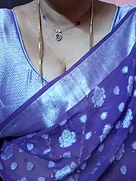 Snapshot of ananya956 chatting on 05/28/26, 03:37 ananya956 online show from 05/28/26, 03:37