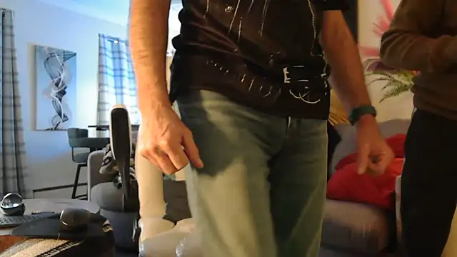 Towndude123 online show from 02/09/25, 10:11