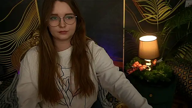 Snapshot of MagicPeachh_ chatting on 12/19/24, 02:13 MagicPeachh online show from 12/19/24, 02:13