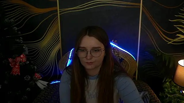 Snapshot of MagicPeachh_ chatting on 01/01/25, 06:49 MagicPeachh online show from 01/01/25, 06:49