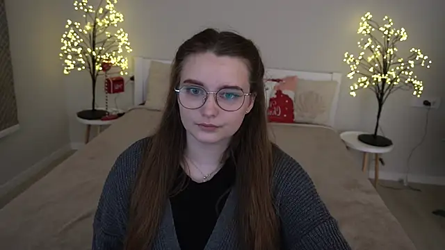 Snapshot of MagicPeachh_ chatting on 01/06/25, 02:58 MagicPeachh online show from 01/06/25, 02:58