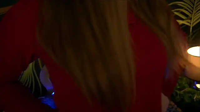 Snapshot of MagicPeachh_ chatting on 01/14/25, 07:21 MagicPeachh online show from 01/14/25, 07:21