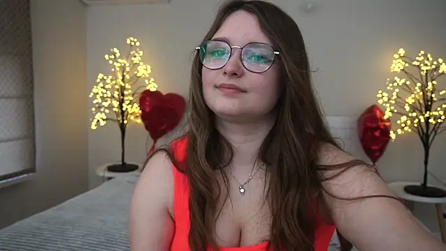 Snapshot of MagicPeachh_ chatting on 03/11/25, 07:04 MagicPeachh online show from 03/11/25, 07:04