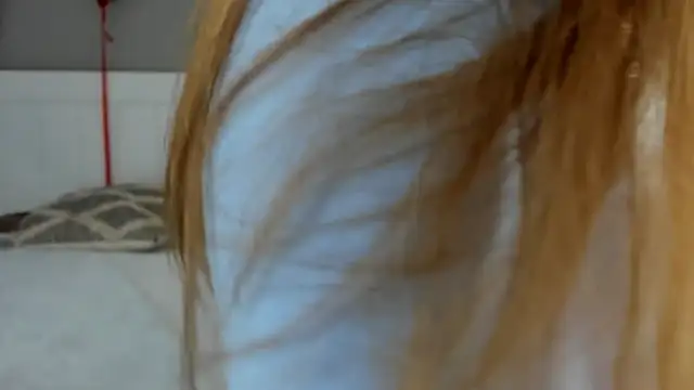 Snapshot of MagicPeachh_ chatting on 03/17/25, 02:12 MagicPeachh online show from 03/17/25, 02:12