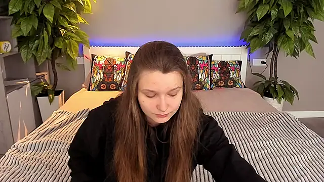 Snapshot of MagicPeachh_ chatting on 09/09/25, 08:14 MagicPeachh online show from 09/09/25, 08:14