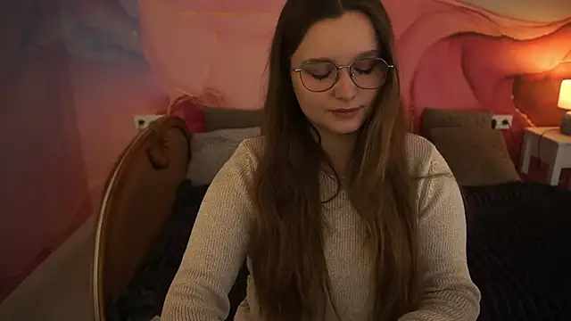 Snapshot of MagicPeachh_ chatting on 11/09/25, 01:53 MagicPeachh online show from 11/09/25, 01:53