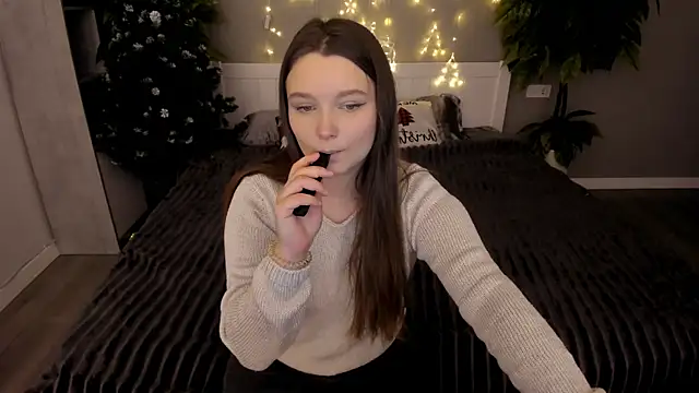 MagicPeachh  online show from 01/06/26, 01:37