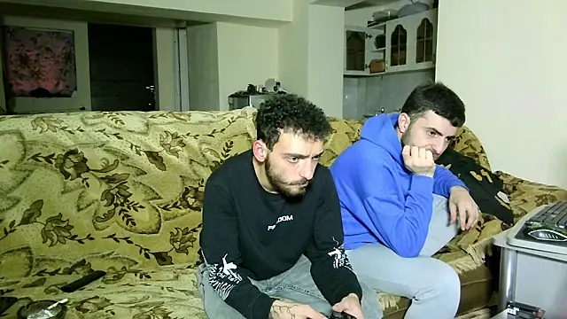 Snapshot of Barney_Tedd chatting on 12/22/24, 12:05 Barney Tedd online show from 12/22/24, 12:05