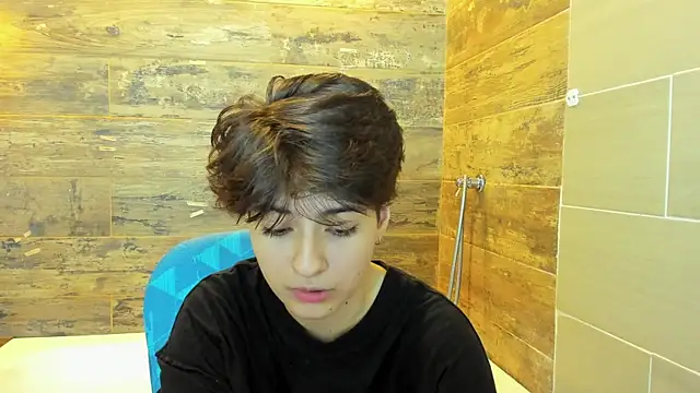 Snapshot of Bryce_Evans chatting on 09/27/25, 02:00 Bryce Evans online show from 09/27/25, 02:00