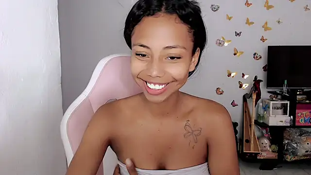 Snapshot of jasmin_brunette_ chatting on 09/25/25, 11:47 jasmin brunette online show from 09/25/25, 11:47