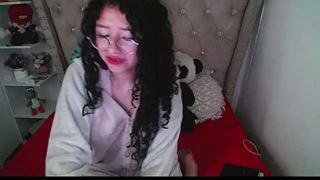 CherieCurl online show from 12/03/25, 03:54