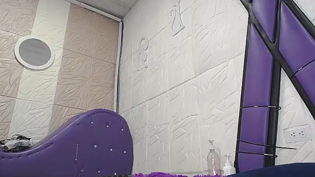 Malory Cortez online show from 12/02/24, 08:44