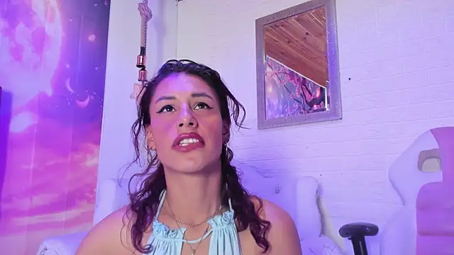 Malory Cortez online show from 03/21/25, 03:01