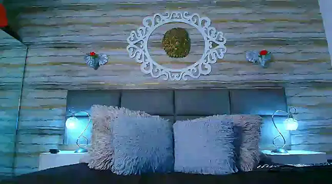 Snapshot of Bella_salvatore chatting on 03/01/25, 05:42 Bella salvatore online show from 03/01/25, 05:42