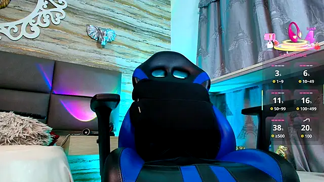 Snapshot of Bella_salvatore chatting on 10/07/25, 04:37 Bella salvatore online show from 10/07/25, 04:37