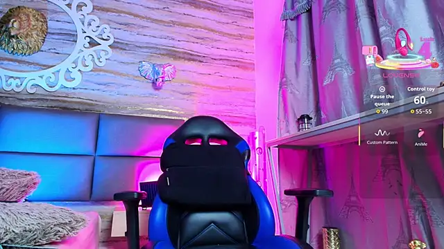 Snapshot of Bella_salvatore chatting on 10/10/25, 05:23 Bella salvatore online show from 10/10/25, 05:23