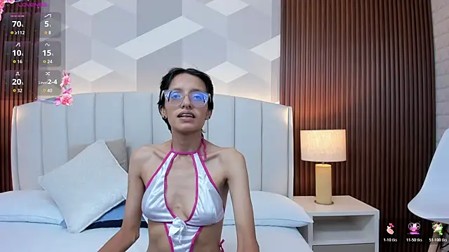 Marge lasander online show from 10/26/25, 01:55