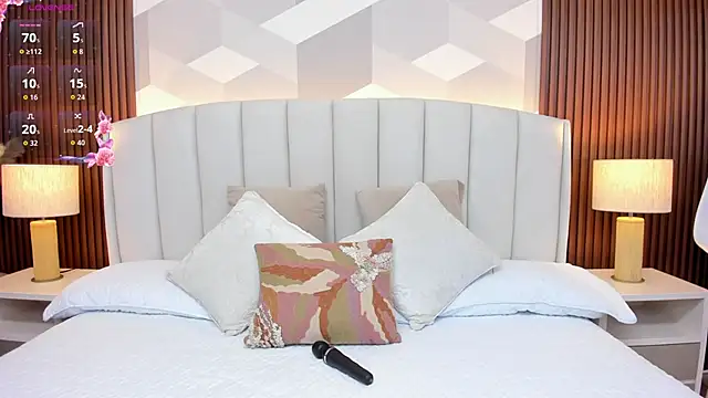 Marge lasander online show from 10/30/25, 02:02