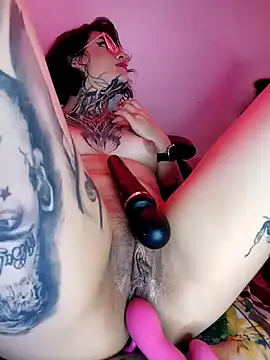 taaylor33 online show from 01/02/25, 08:39