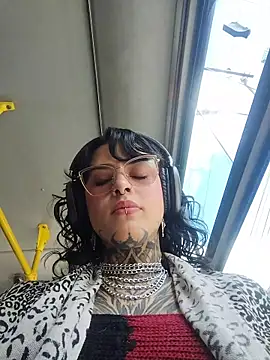 taaylor33 online show from 01/09/26, 03:59