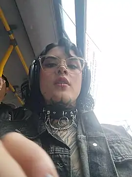 taaylor33 online show from 02/28/26, 08:43